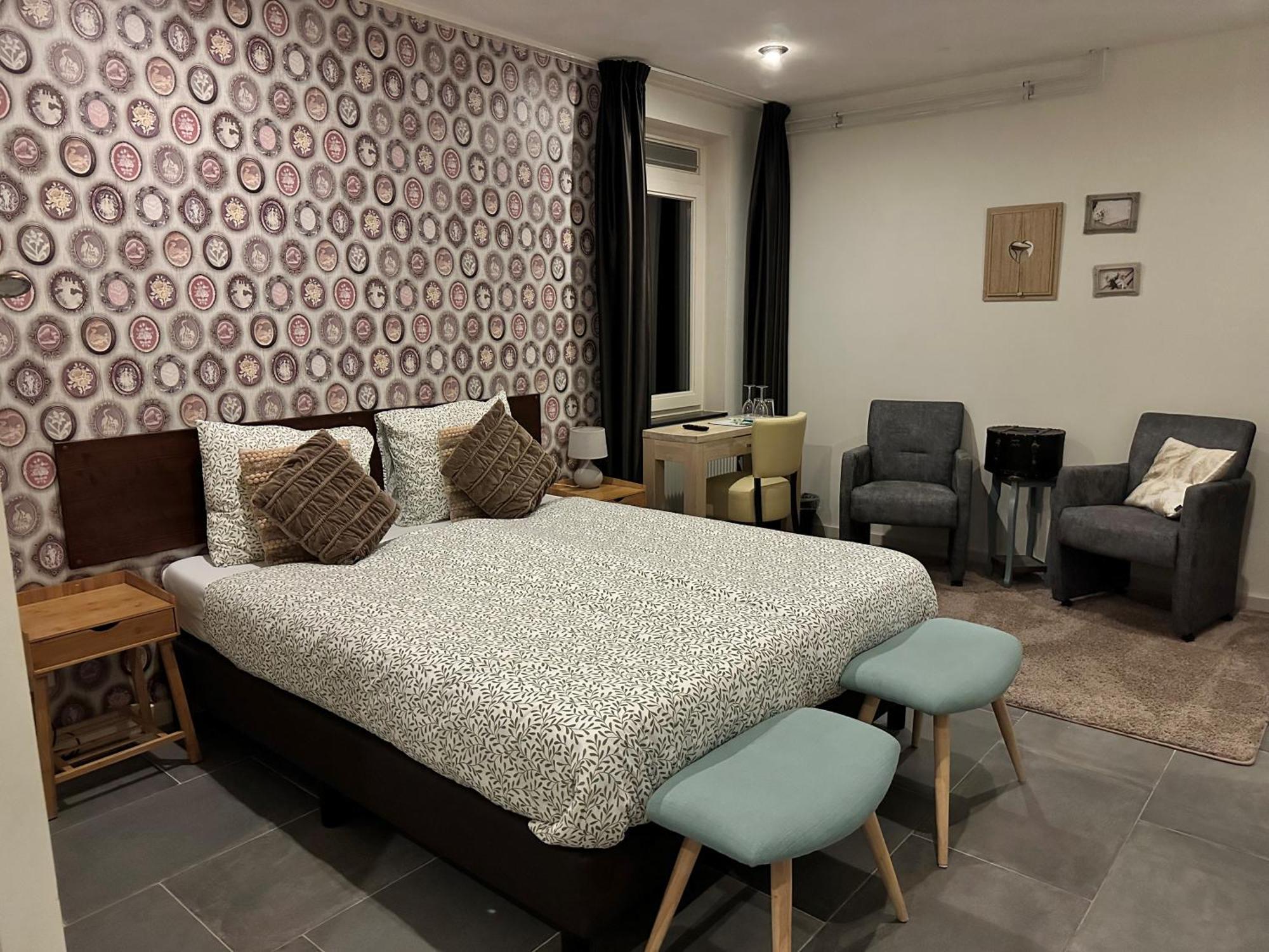 Gasterij Hotel Dennenoord 博克斯特尔 外观 照片